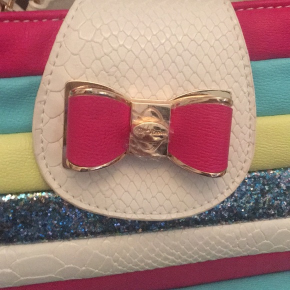 Betsey Johnson Rainbow Cupcake Purse - Picture 3 of 6
